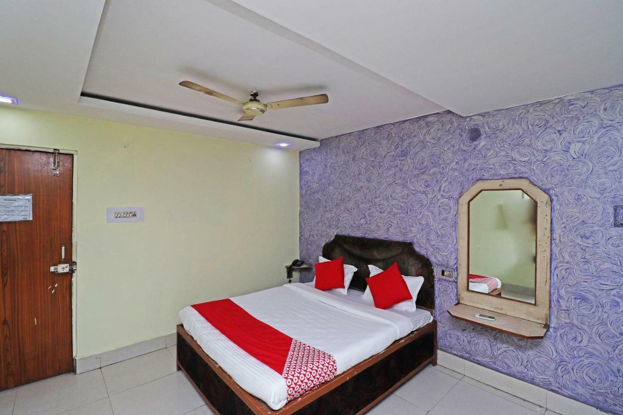 Oyo 39838 Riverside Hotell Bilāspur Exteriör bild