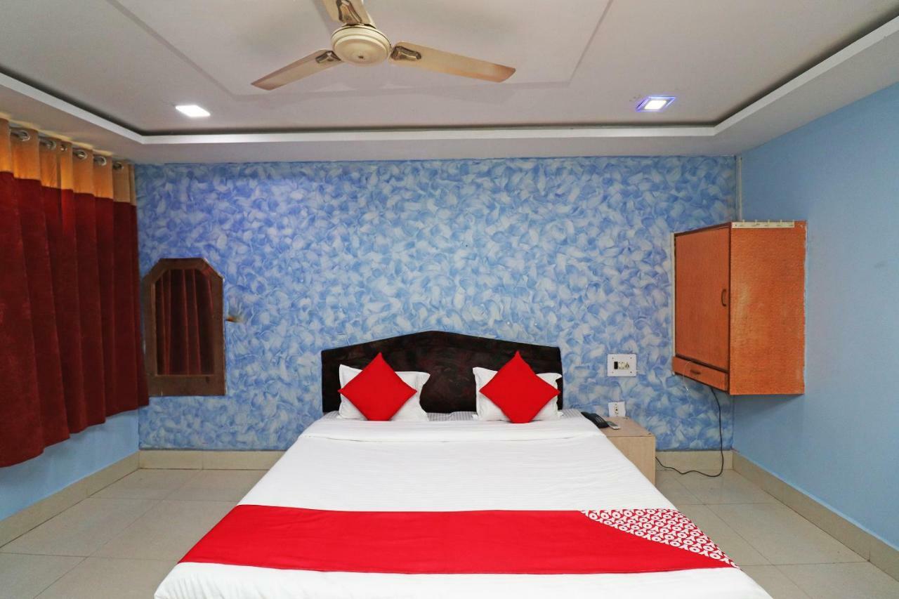 Oyo 39838 Riverside Hotell Bilāspur Exteriör bild